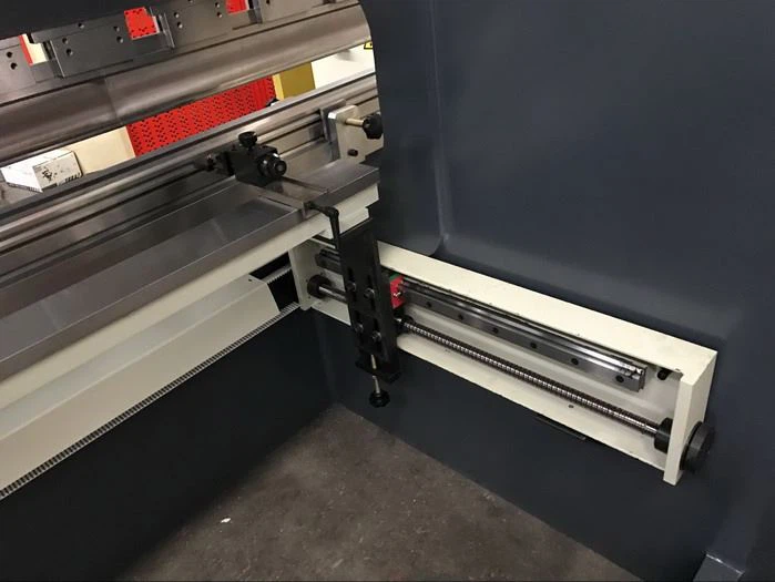 AHYW Yawei china 2 axis 4m sheet bending machine E21 Press brake